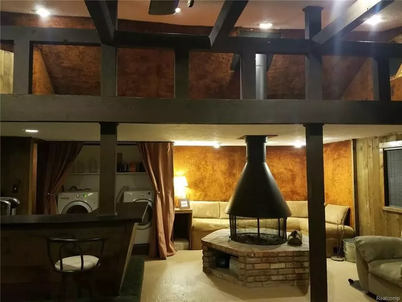 Image: 23 photos of 'Creem' magazine founder &#146;70s-style rock &#146;n&#146; roll party house that is for sale