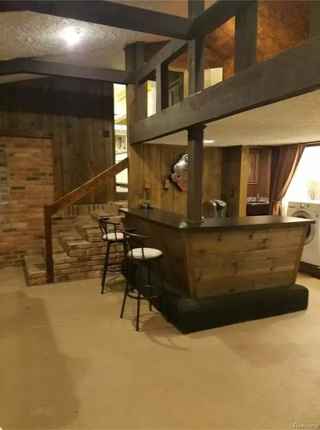 Image: 23 photos of 'Creem' magazine founder &#146;70s-style rock &#146;n&#146; roll party house that is for sale