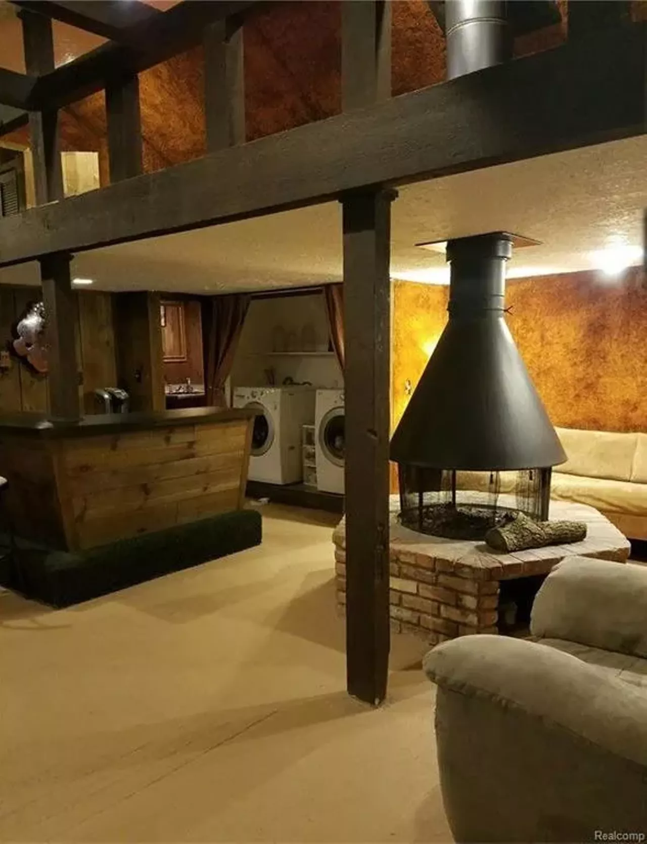 Image: 23 photos of 'Creem' magazine founder &#146;70s-style rock &#146;n&#146; roll party house that is for sale