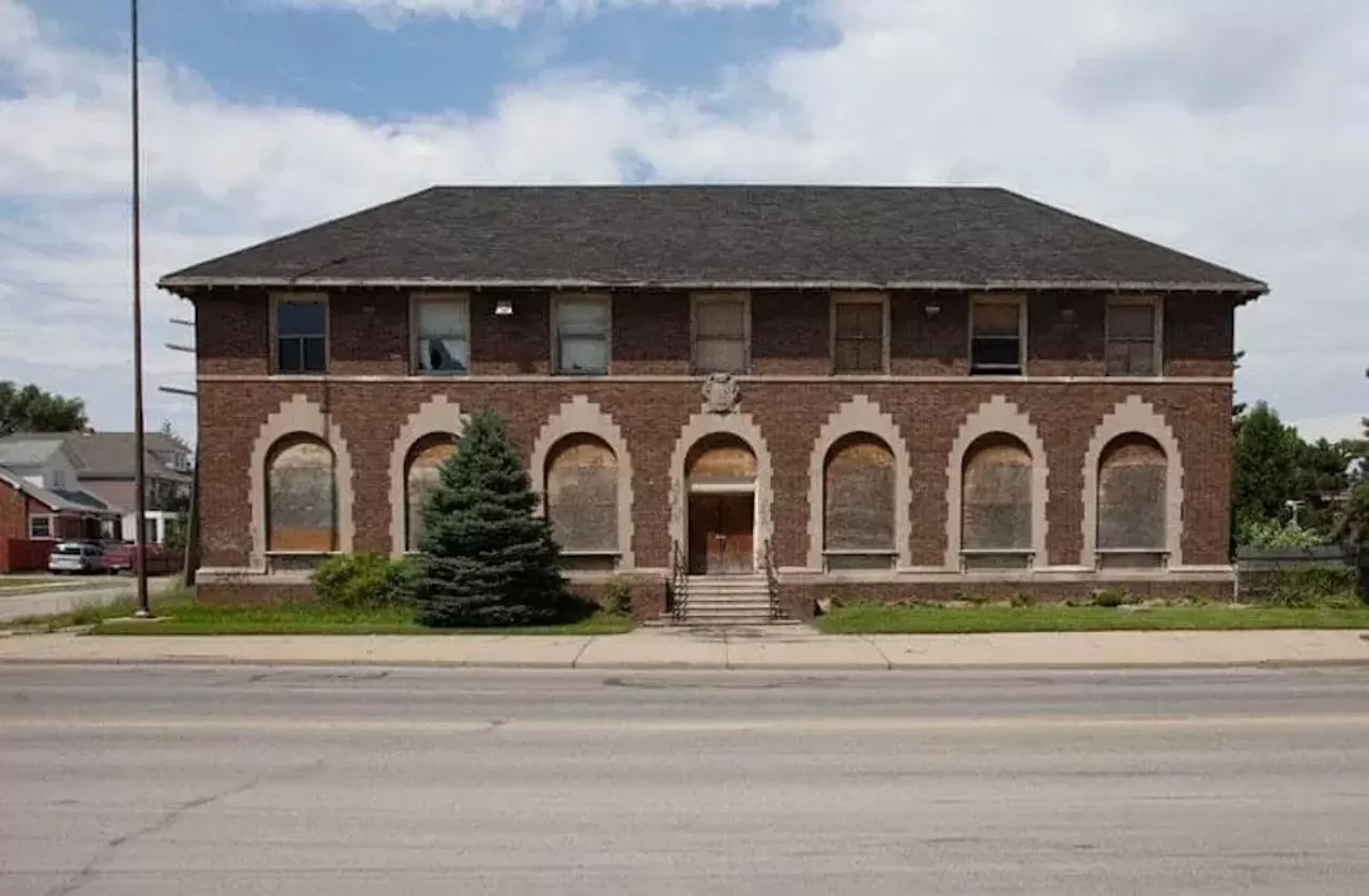 Detroit Police 6th Precinct 640 McGraw Ave., Detroit; detroitparanormalexpeditions.com The building at 640 McGraw Ave. has been abandoned since 2005, according to MLive, but dates back to 1931. It was featured on Travel Channel's Most Terrifying Places (where explorers detailed the time they were mysteriously pelted by rocks in the precinct's basement). Photo courtesy of Todd Bonner/Detroit Paranormal Expeditions