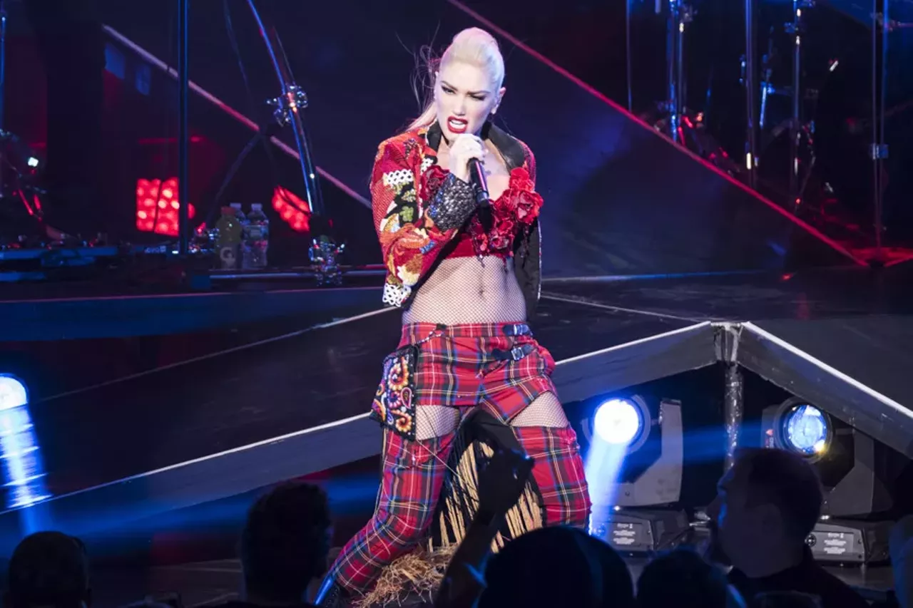 Image: 25 amazing photos from Gwen Stefani & Eve @ DTE