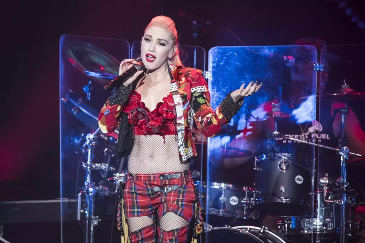 Image: 25 amazing photos from Gwen Stefani & Eve @ DTE