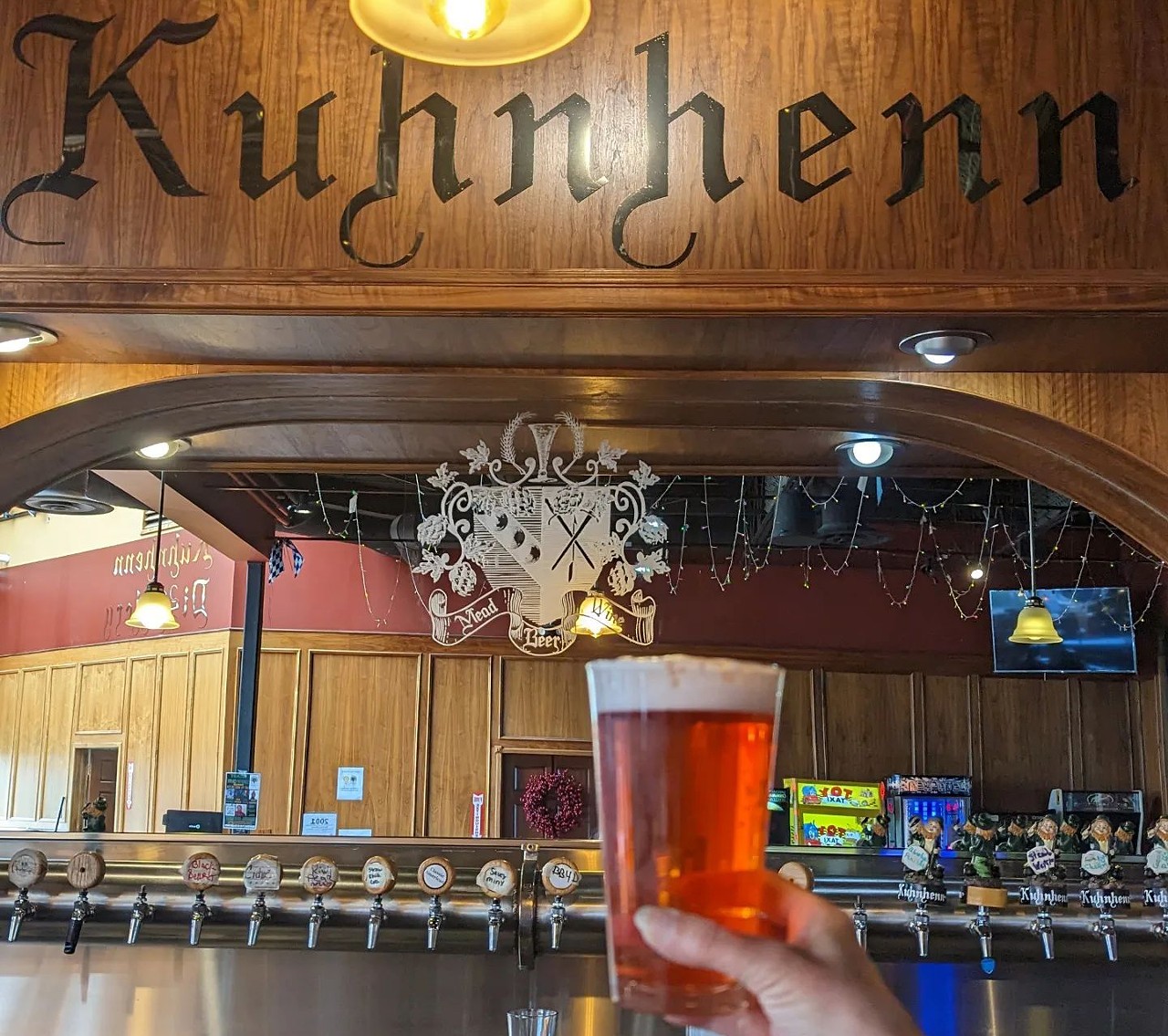 Kuhnhenn Brewing Co.
36000 Groesbeck Hwy., Clinton Twp.; 586-231-0249 | 5919 Chicago Rd., Warren; 586-983-8362 | kbrewery.com
With the long list of craft beers, this brewery also offers a plethora of entrees and appetizers to enjoy alongside a signature drink. 
