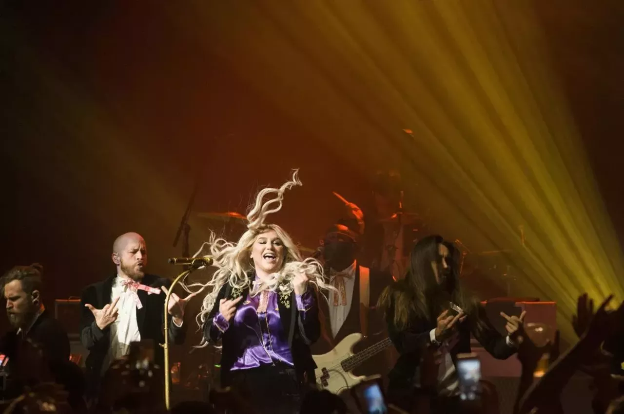 Image: 25 wild photos of Kesha at the Fillmore