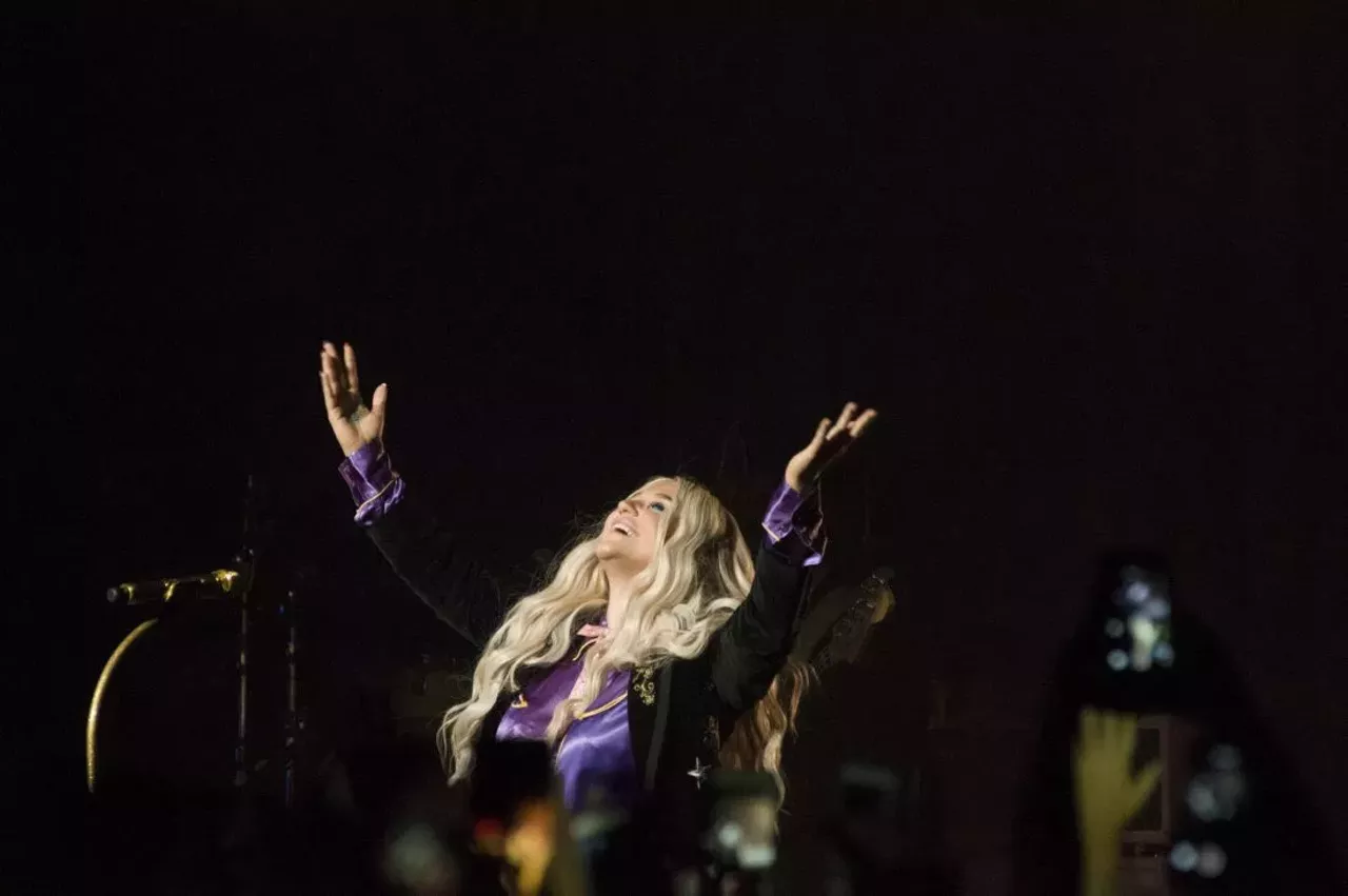 Image: 25 wild photos of Kesha at the Fillmore