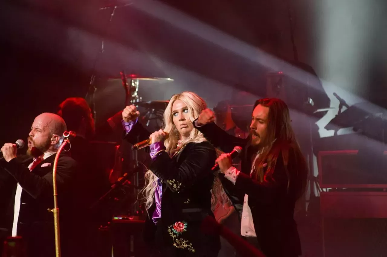 Image: 25 wild photos of Kesha at the Fillmore
