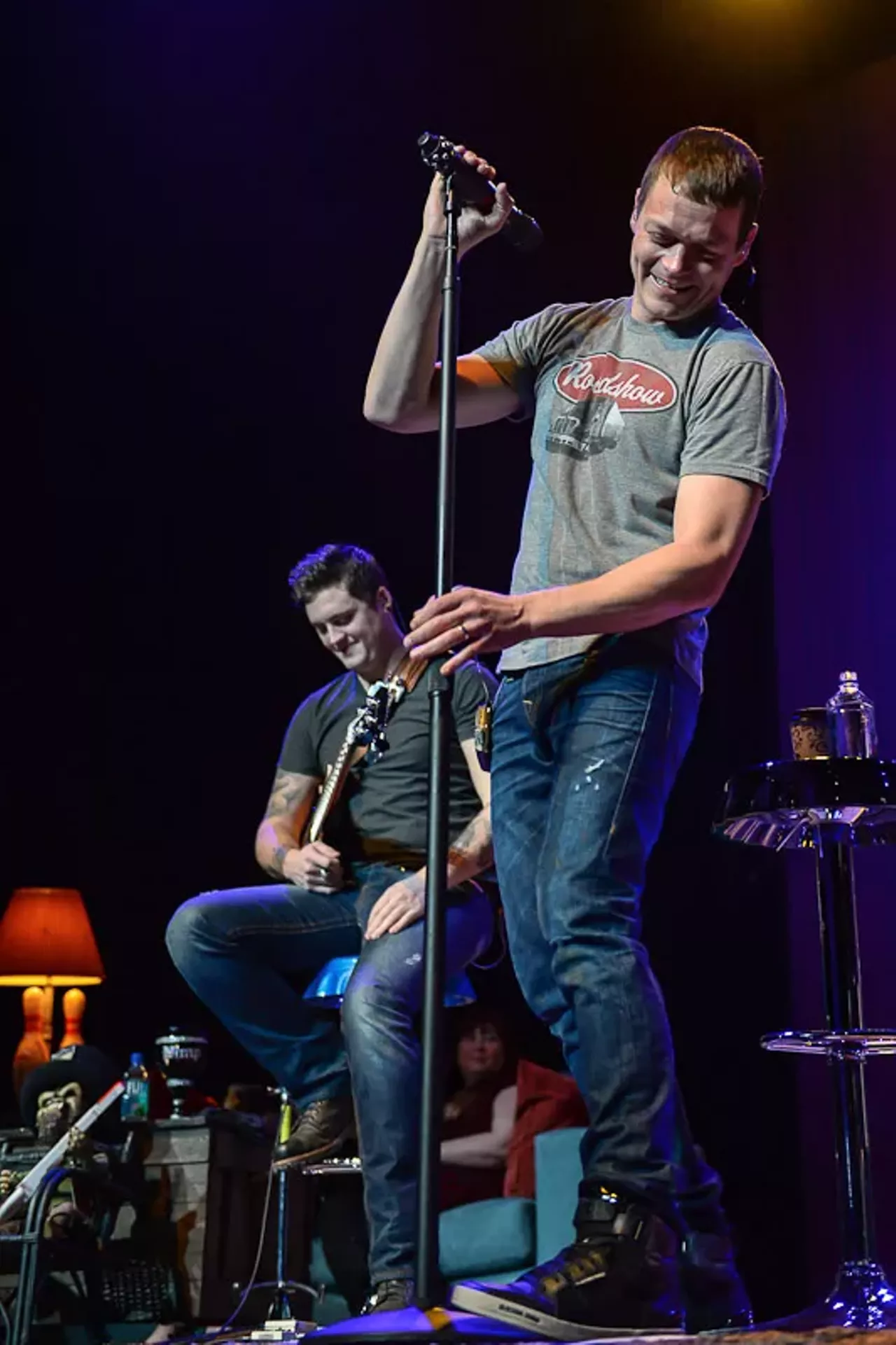 Image: 26 photos from 3 Doors Down's acoustic set at MotorCity Casinos Sound Board