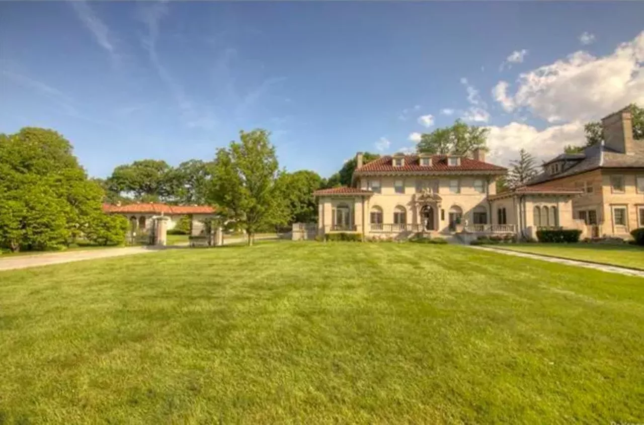 Image: 29 jaw-dropping photos of Berry Gordy Jr.'s lavish mansion that is for sale