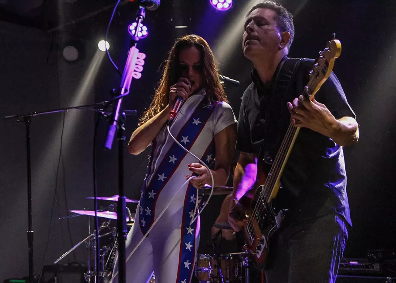 Image: 30 badass pics from Juliette Lewis @ El Club