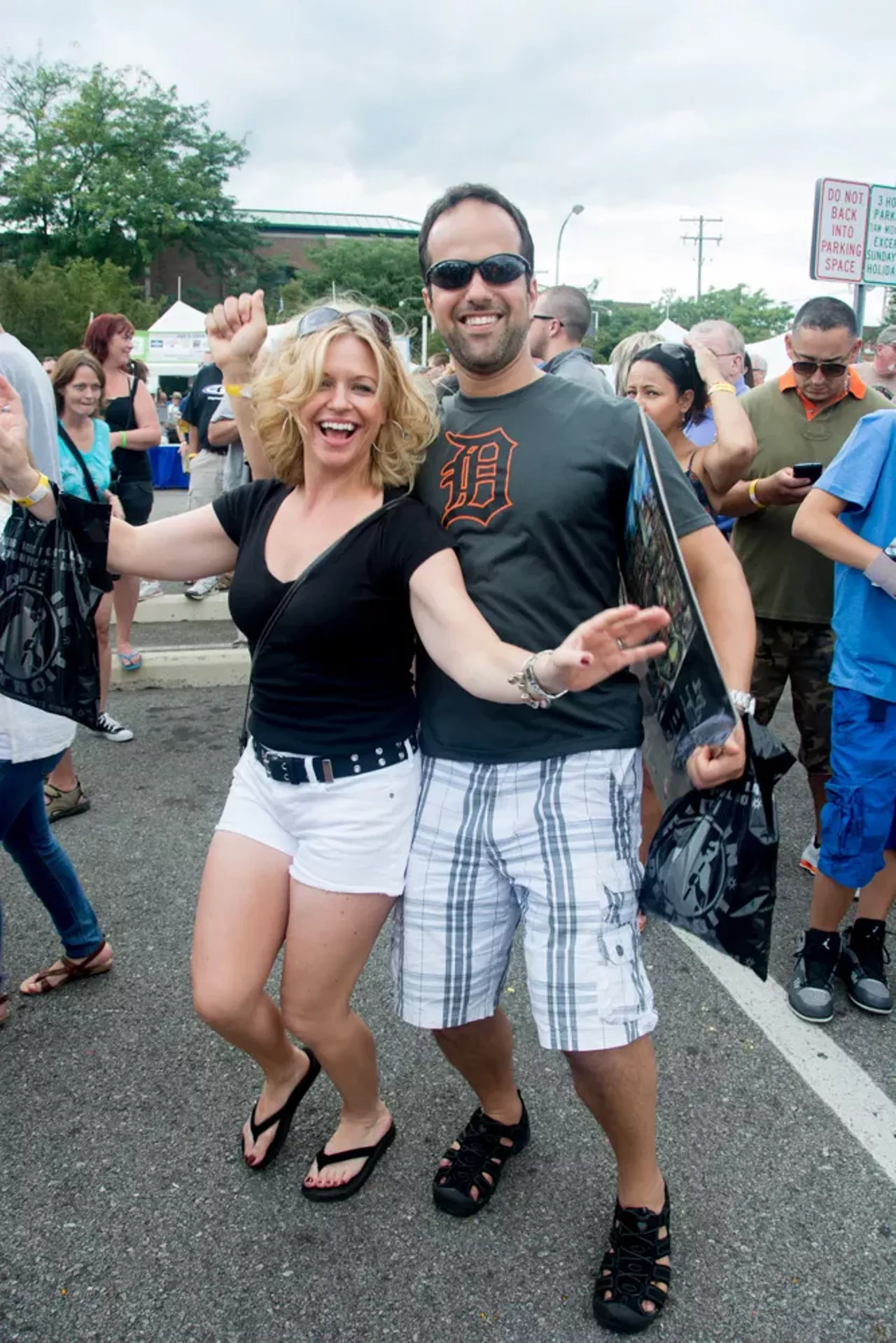 Image: 30 Images of Turkey Legs, Dancing, and Great Art (Arts, Beats, &amp; Eats)