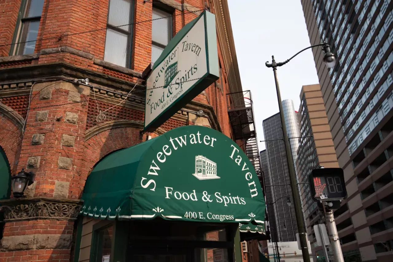 Sweetwater Tavern 400 East Congress St., Detroit | 15640 W McNichols Rd., Detroit | 29296 Northwestern Hwy., Southfield | 16091 E. 10 mile Rd., Eastpointe | 313-962-2210 | sweetwatertavern.net You can get chicken wings, considered Detroit’s best, until 1:30 a.m. daily, with weekend carryout available until 2 a.m.