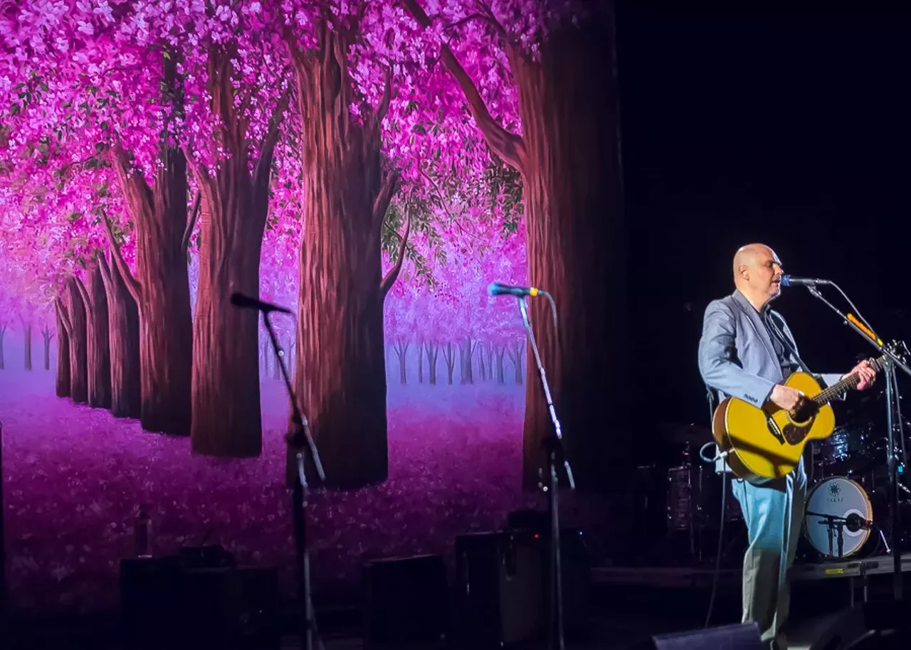 Image: 30 pics from Billy Corgan & Liz Phair at The Fillmore