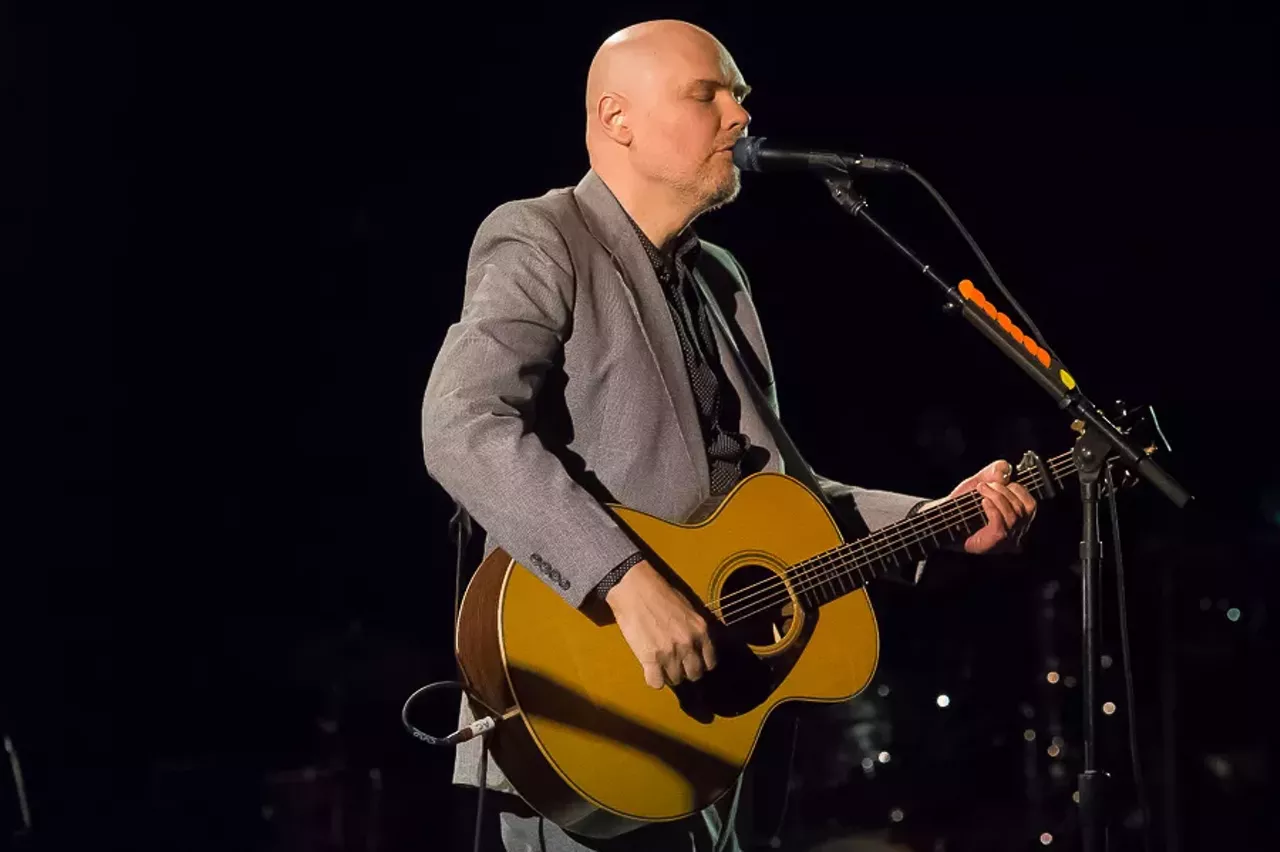 Image: 30 pics from Billy Corgan & Liz Phair at The Fillmore