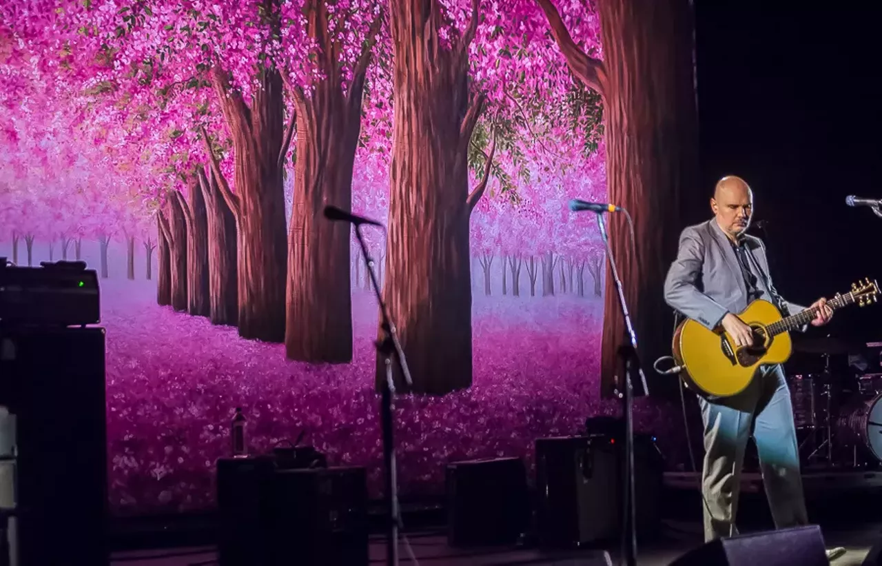Image: 30 pics from Billy Corgan & Liz Phair at The Fillmore