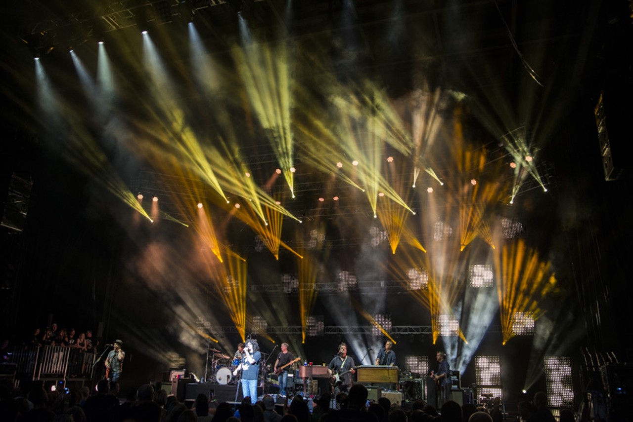 30 soulful photos of Counting Crows and Rob Thomas @ DTE