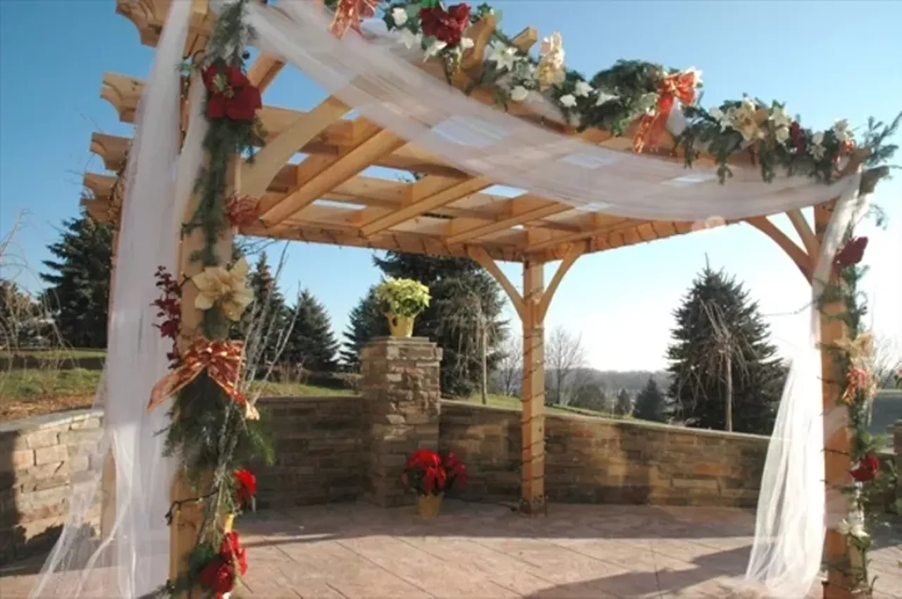 Eagle Crest Resort: This resort boasts beautiful dining and lodging, a golf club and more. Its gorgeous outdoor areas and on-site wedding planner will make your big day a breeze. Located at 1275. S. Huron, Golf Club, Ypsilanti. Photo via The Knot