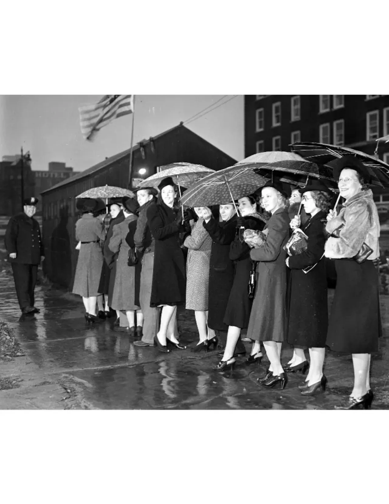 Crowds waiting to vote. (1959) All photos courtesy of Walter P. Reuther Library, Archives of Labor and Urban Affairs, Wayne State University