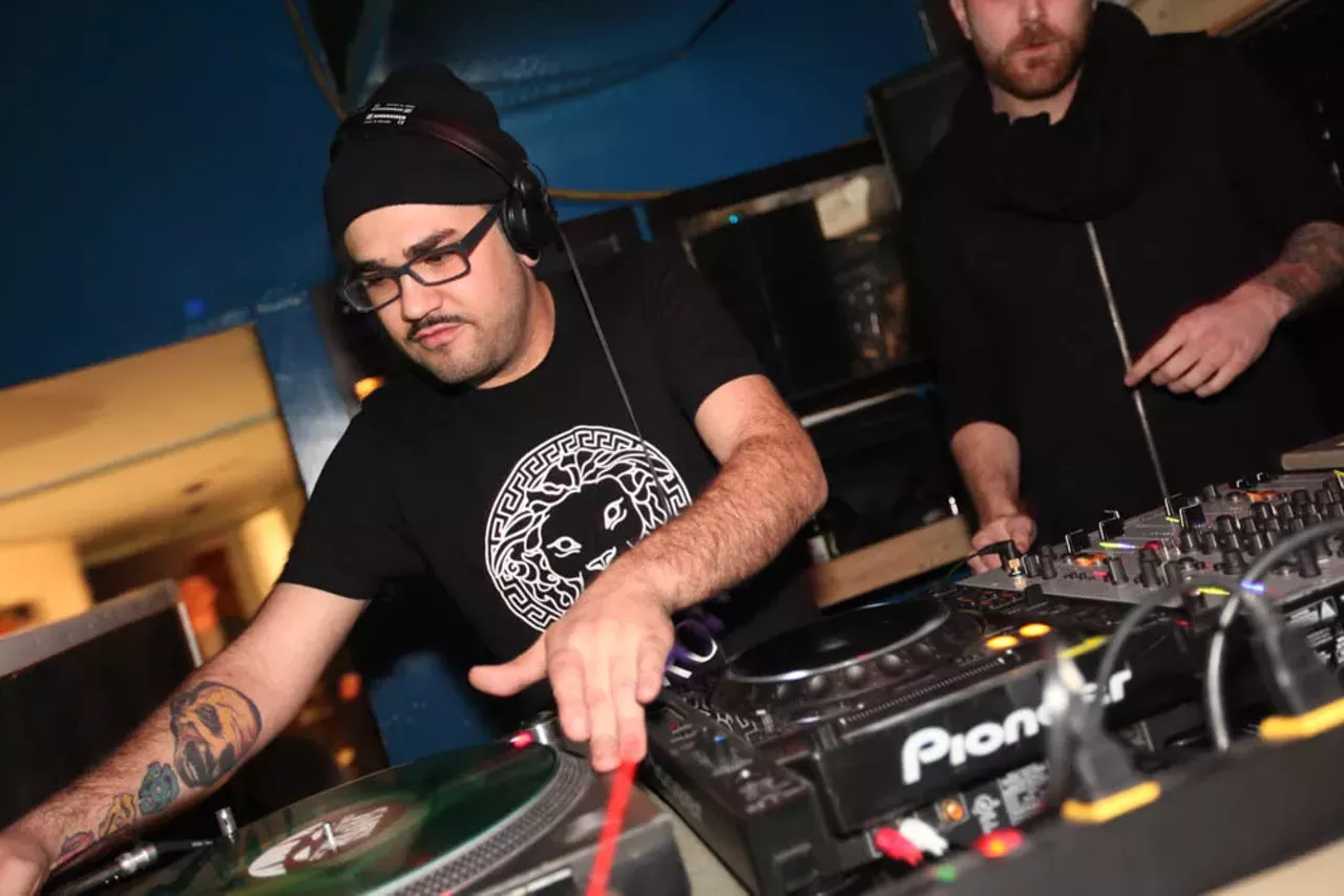 Image: 32 photos from Something in the Water (Does Not Compute) at TV Lounge