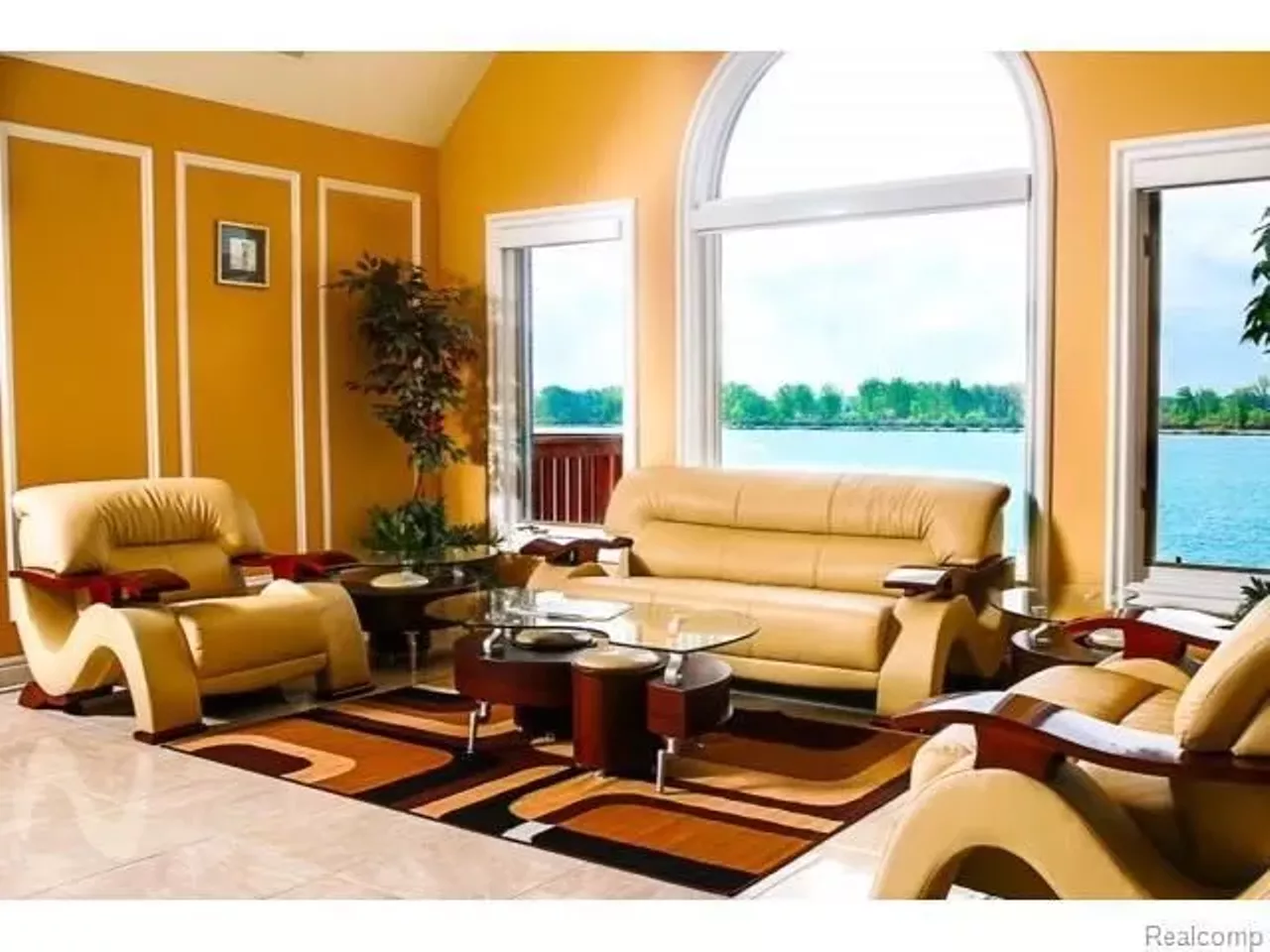 2 Sand Bar Ln, Detroit, MI | $2,500,000
