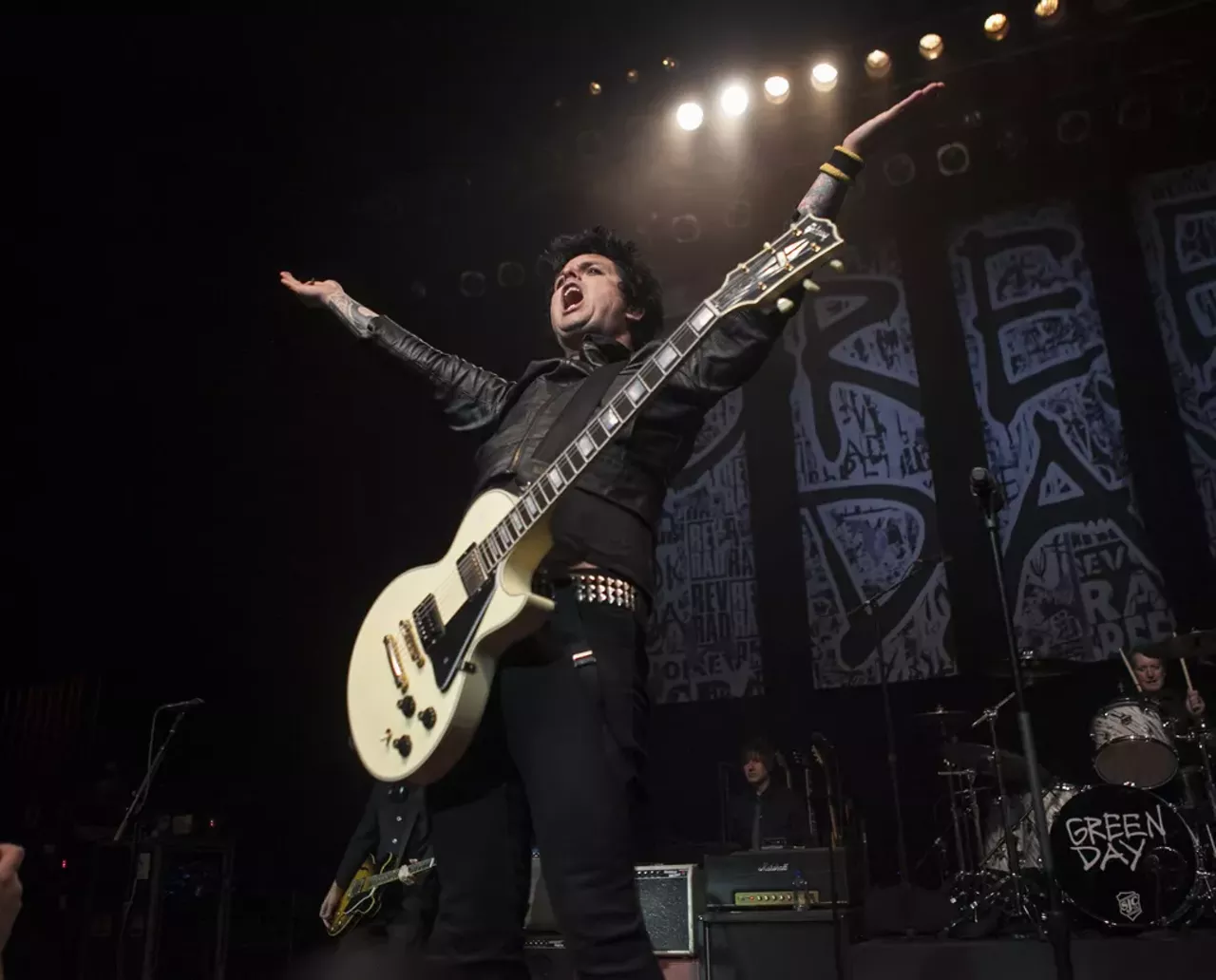 Image: 34 photos from Green Day's electrifying show @ the Fillmore