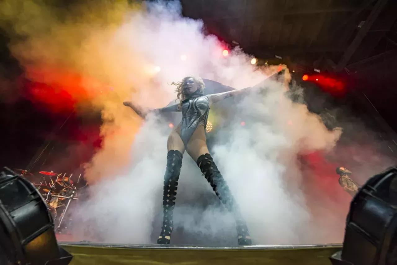 Image: 35 insane photos of Rob Zombie & Korn @ DTE