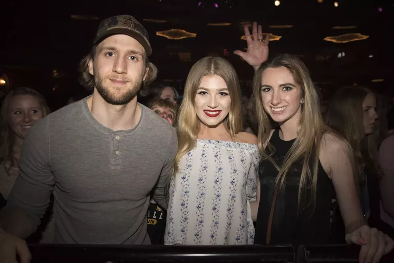 Image: 35 photos from Frankie Ballard at The Fillmore