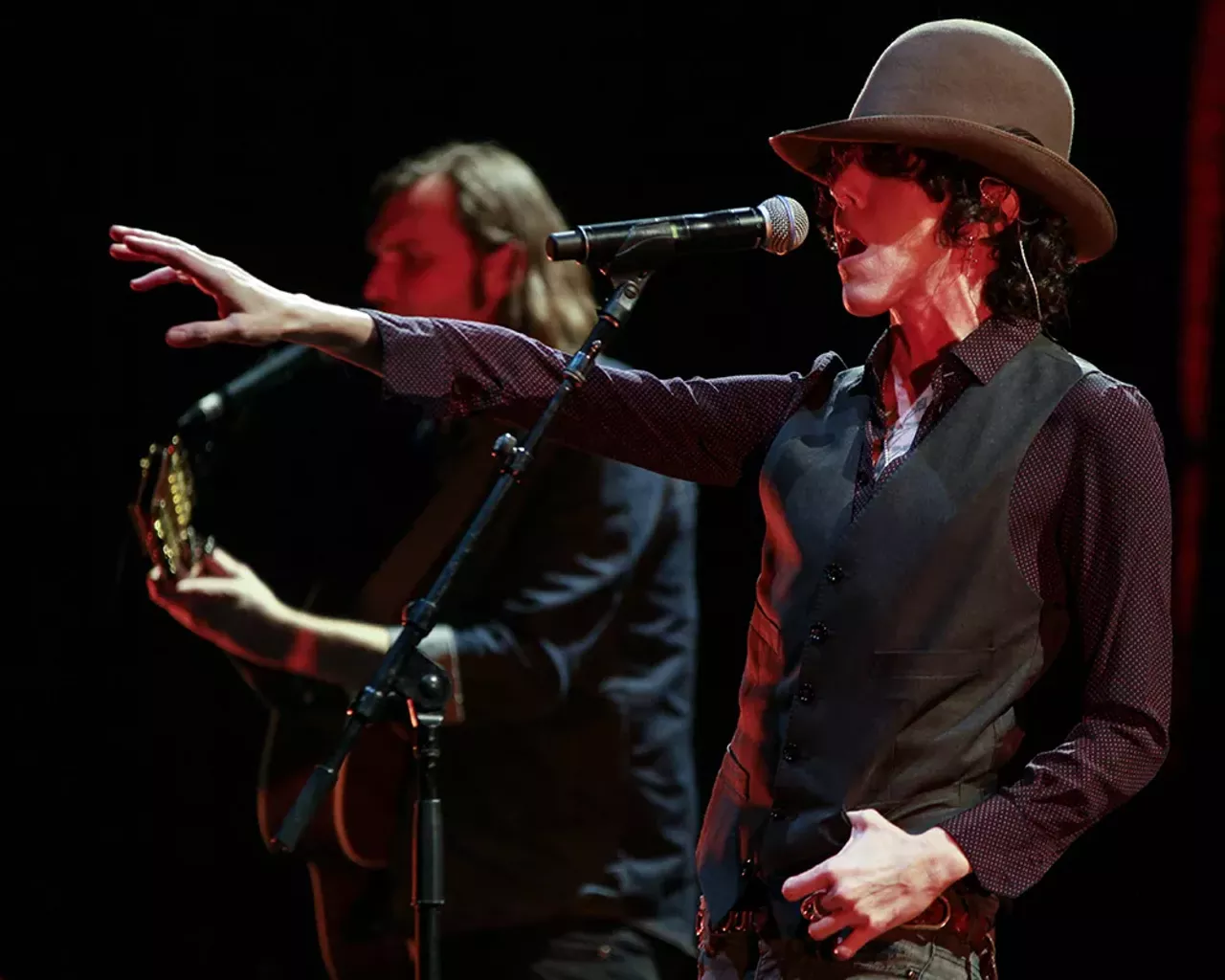 Image: 36 lovely photos from Bryan Ferry @ Fox Theatre