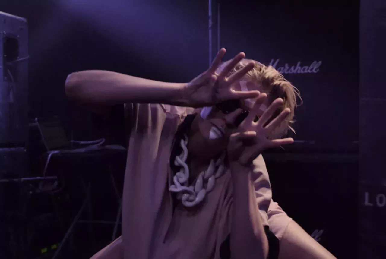 Image: 37 wicked photos of Sleigh Bells @ El Club