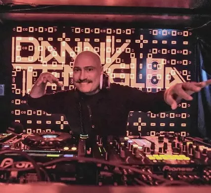 Friday, 5/27: Danny Tenaglia, Chuck Daniels @ Populux Populux&#146;s boss party pairs Brooklyn&#146;s Danny Tenaglia and Detroit&#146;s Chuck Daniels for a stellar time. Doors at 9 p.m.; 4120 Woodward Ave, Detroit; populuxdetroit.com; Tickets $20.