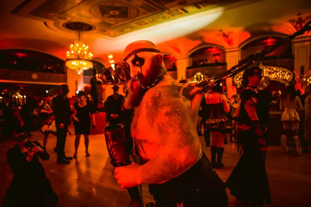 Image: 38 photos from Theatre Bizarre 2017's opening weekend