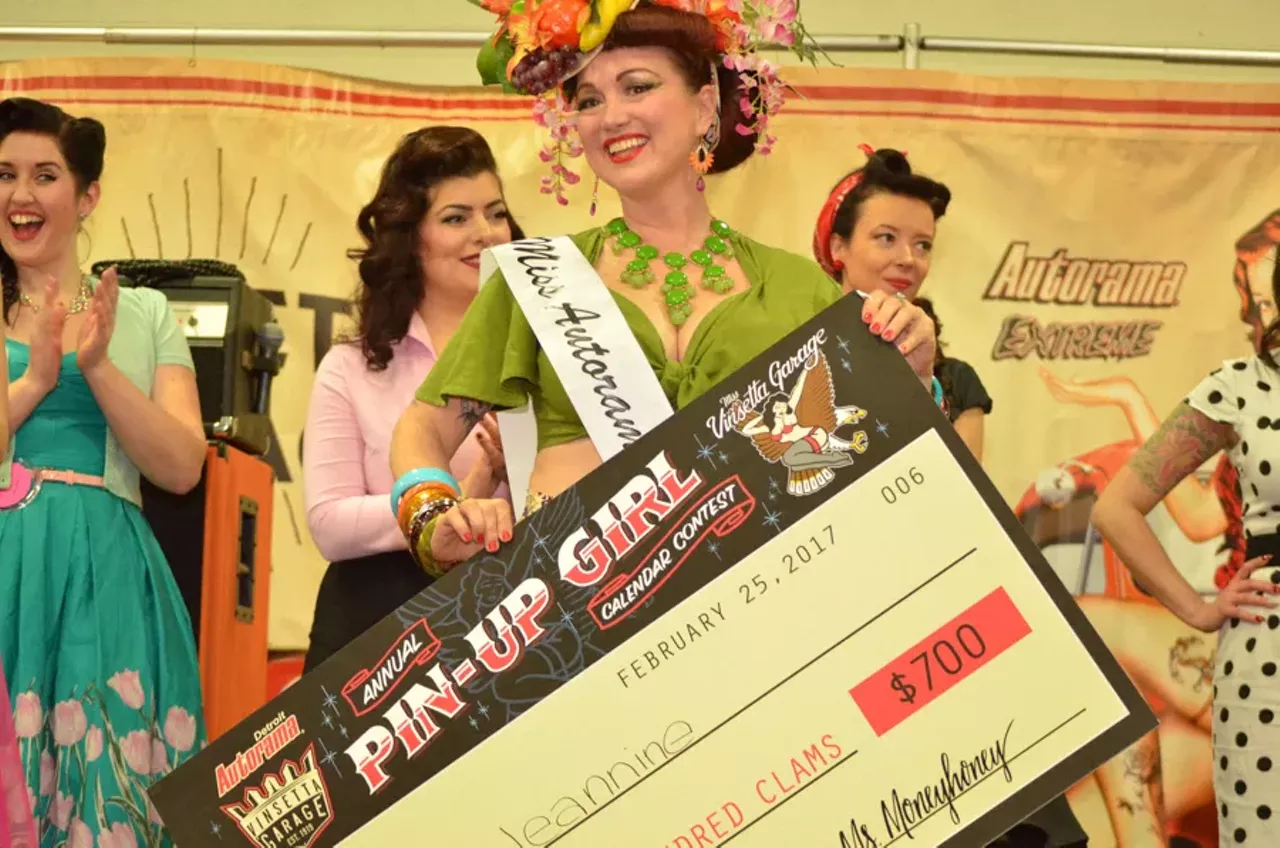 Image: 39 photos from the Pinup Contest @ Autorama 2017