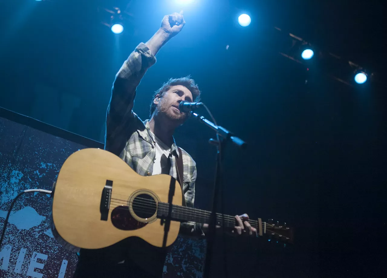Image: 39 photos from Vance Joy at The Fillmore