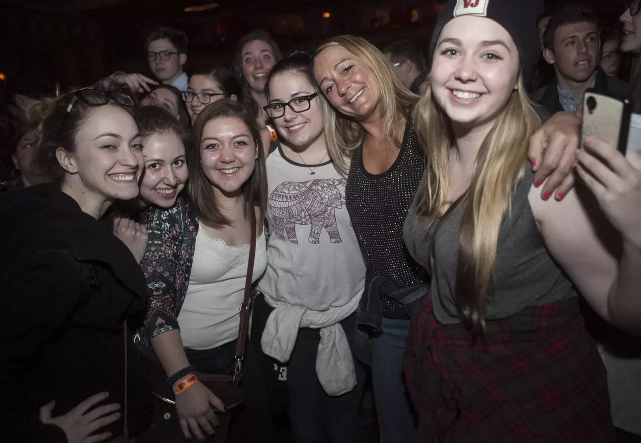 Image: 39 photos from Vance Joy at The Fillmore