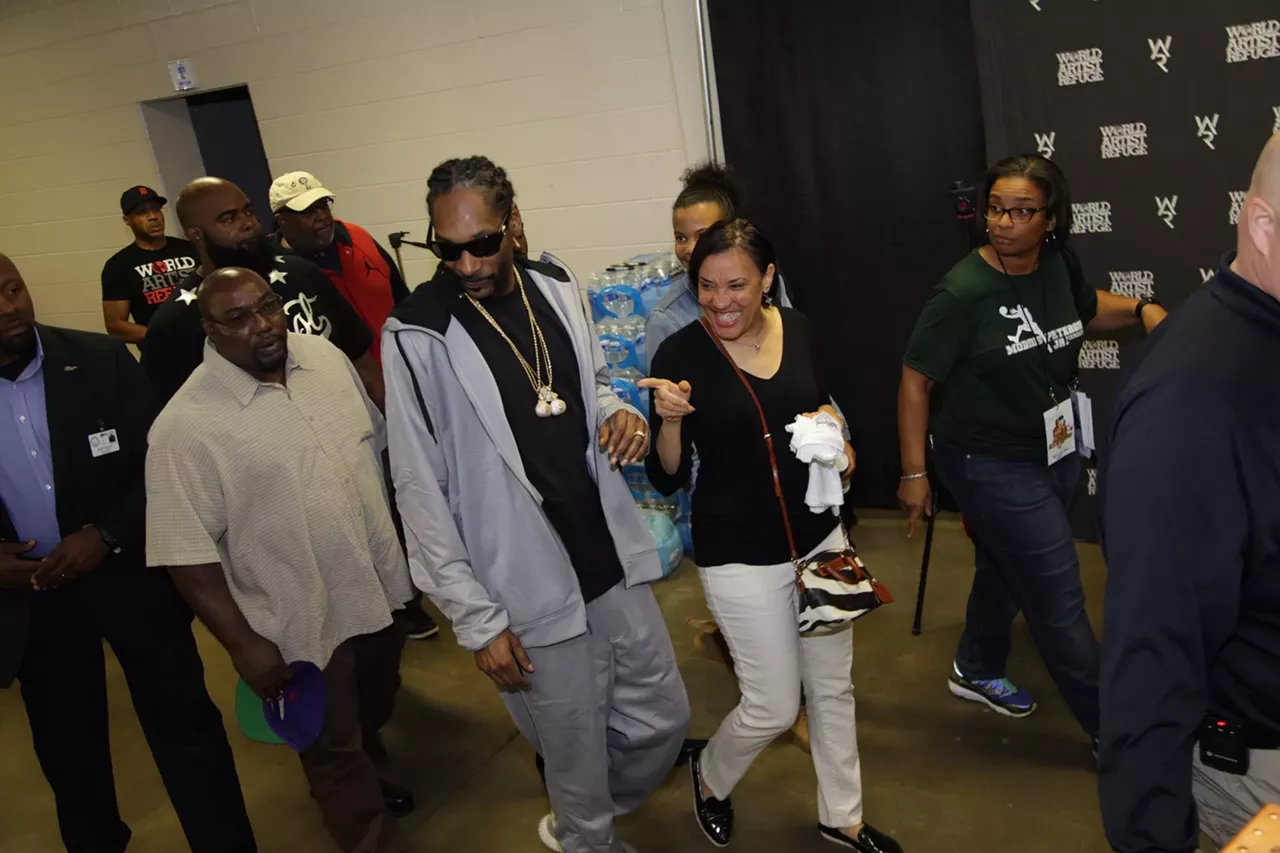 Image: 40 star-studded photos from Hoops 4 Water