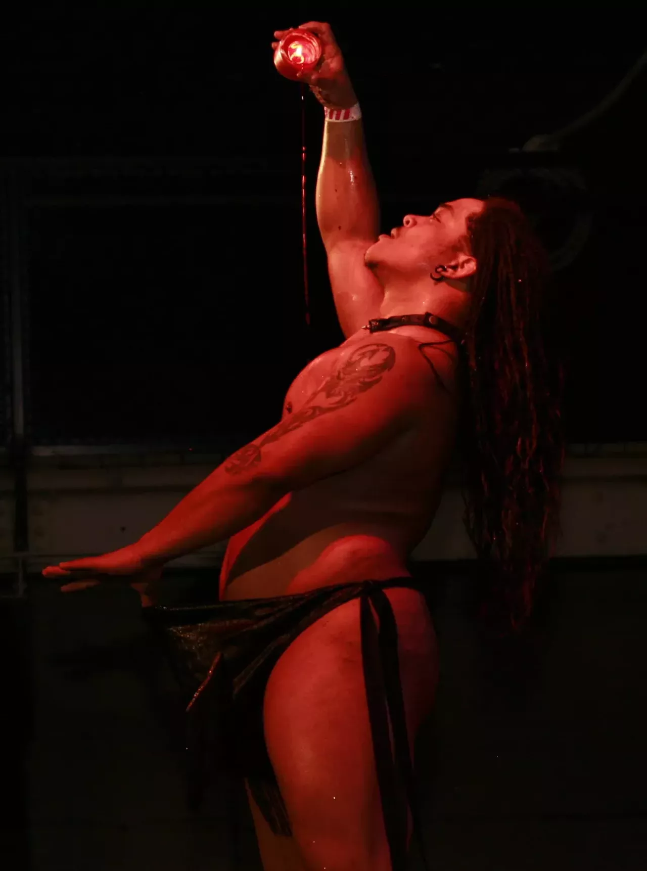 Image: 49 more NSFW photos from the Dirty Show