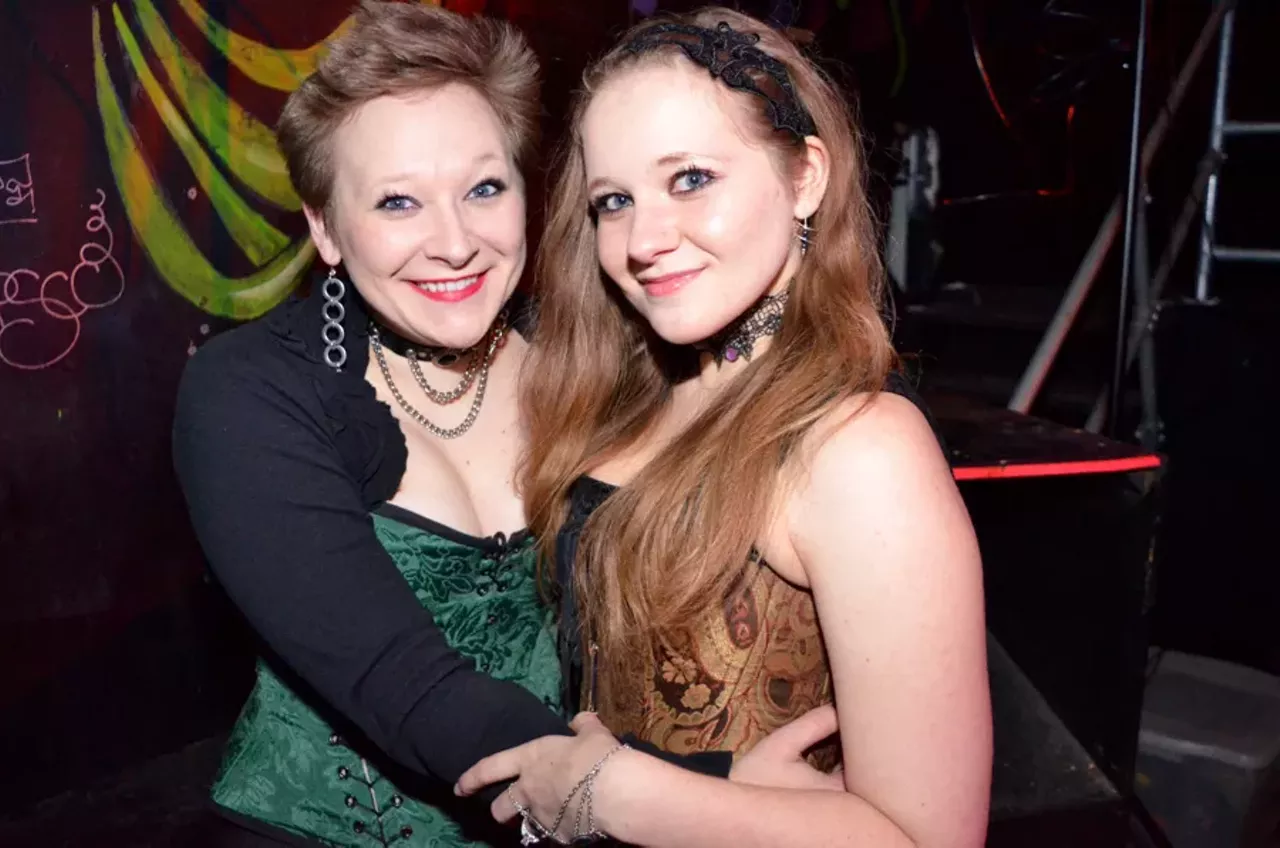 49 wild photos from Burning Passion: a Vampire Masquerade Ball