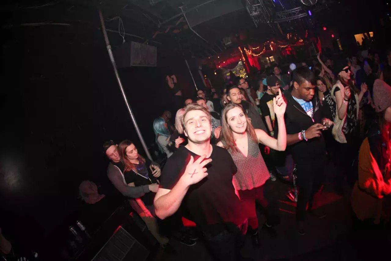 Image: 52 photos from J. Phlip at Necto