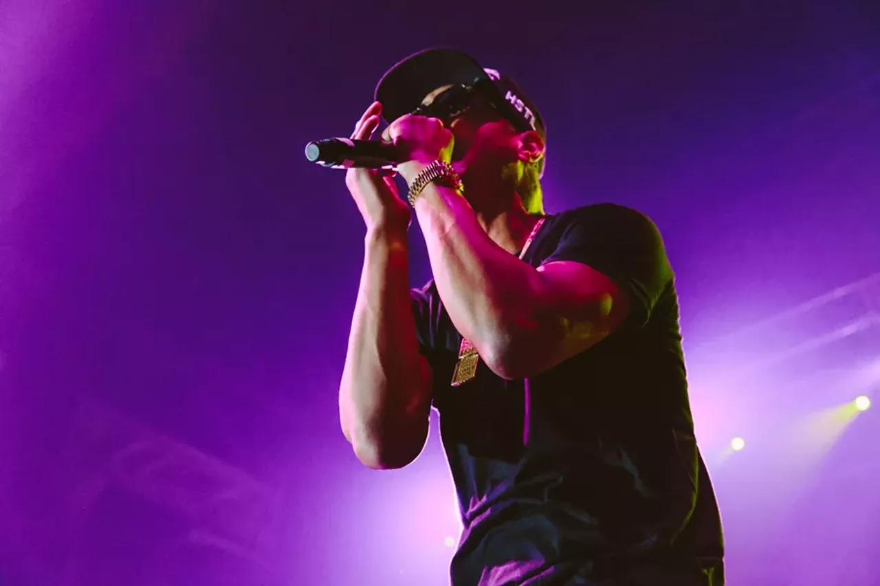 Image: 55 explosive pics from T.I.'s Trap King Explosion