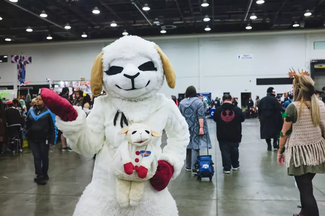 Image: 59 photos of the elaborate costumes we saw at Youmacon