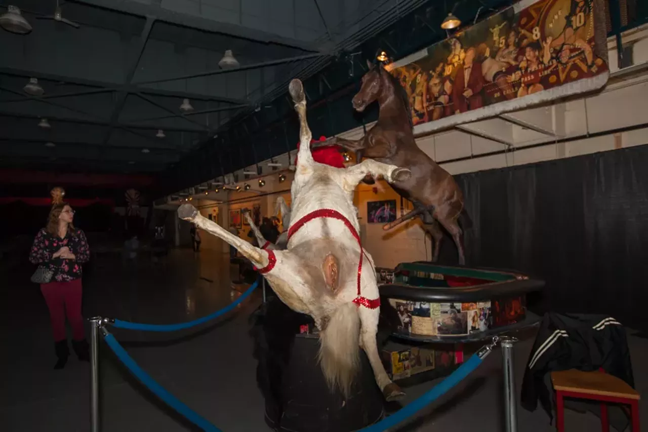 Image: 64 naughty Dirty Show photos