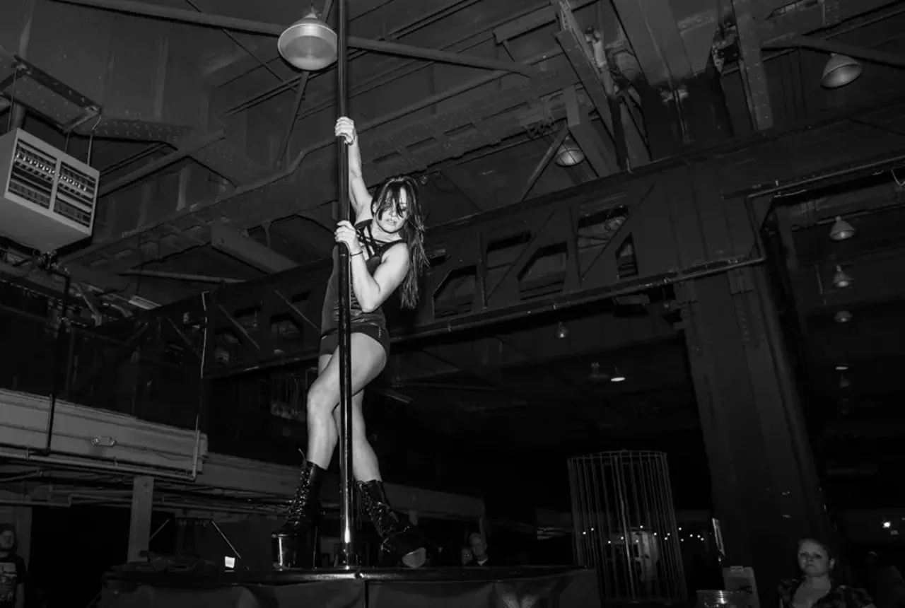 Image: 64 naughty Dirty Show photos
