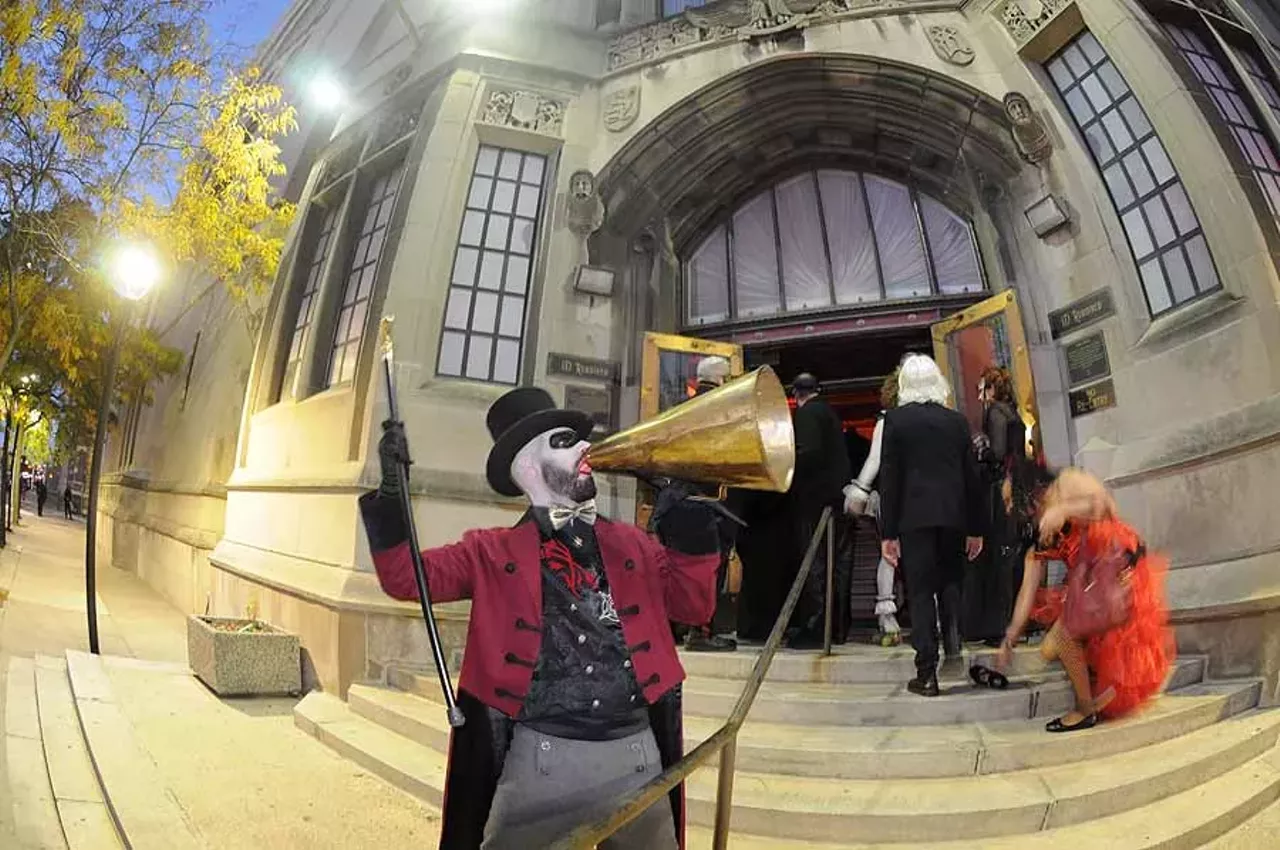 Image: 77 spine-tinglingly creepy photos from Theatre Bizarre Charity Gala