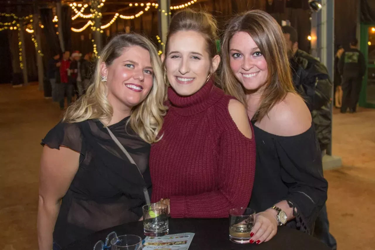 Image: 90 festive photos from Holiday Spirits @ the Royal Oak Famers Market