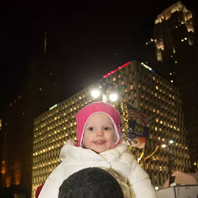 Image: 90 Pictures From Detroit's Tree Lighting Ceremony