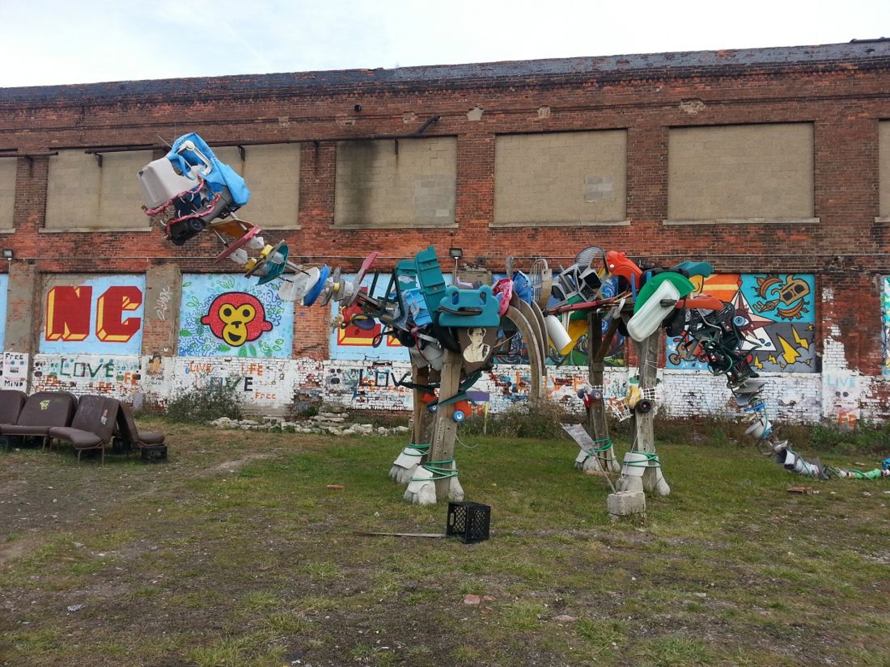 Lincoln Street Art Park
(5926 Lincoln St., Detroit)
Established in 2011, the Lincoln Street Art Park is a community arts project tucked behind a recycling center on Holden Avenue. Items dropped off for recycling can find a new life as a piece of artwork in the park.(Photo by Stephen, Flickr Creative Commons)
