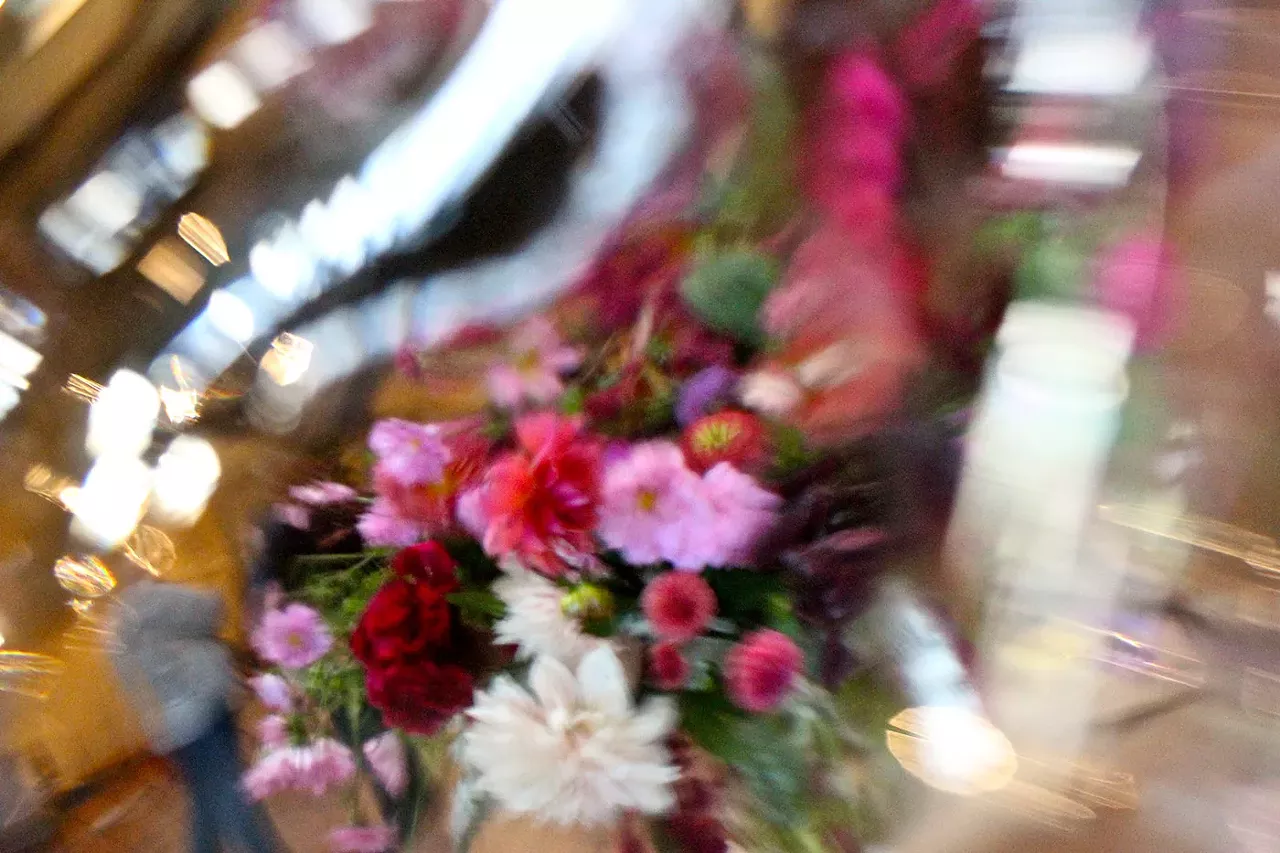 A market featured an array of flower accessories, including artisinal One Gather vases by artists Michelle Plucinsky.