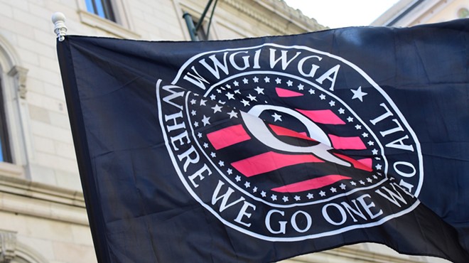 A flag promoting the Qanon conspiracy theory.
