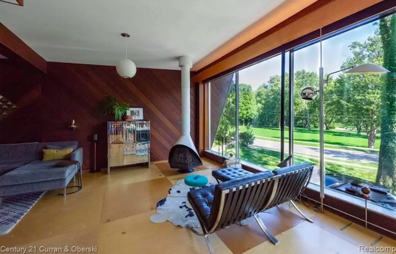A Royal Oak mid-century modern gem is for sale, and it was designed by a Corvette designer