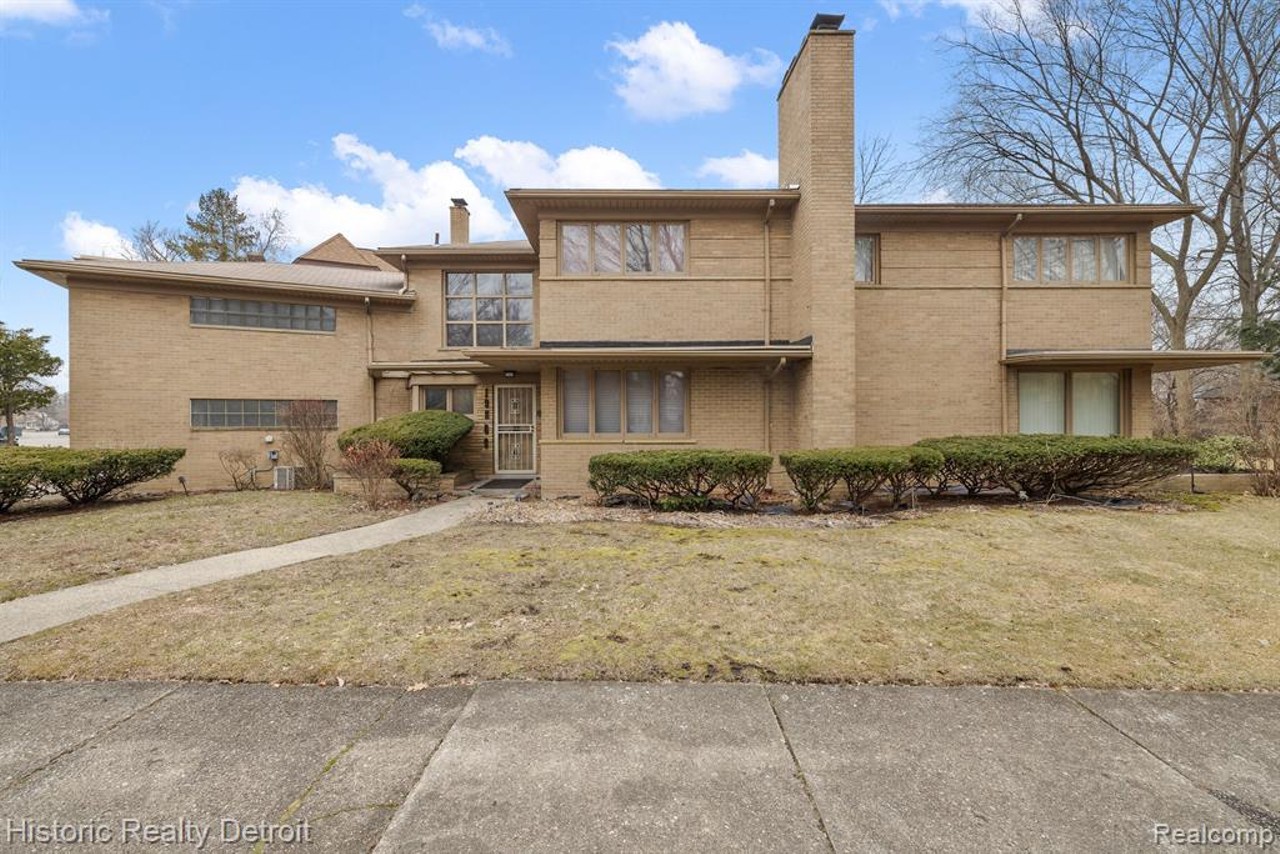 A stylish Mid-century modern home in Detroit’s Sherwood Forest neighborhood hit the market [PHOTOS]