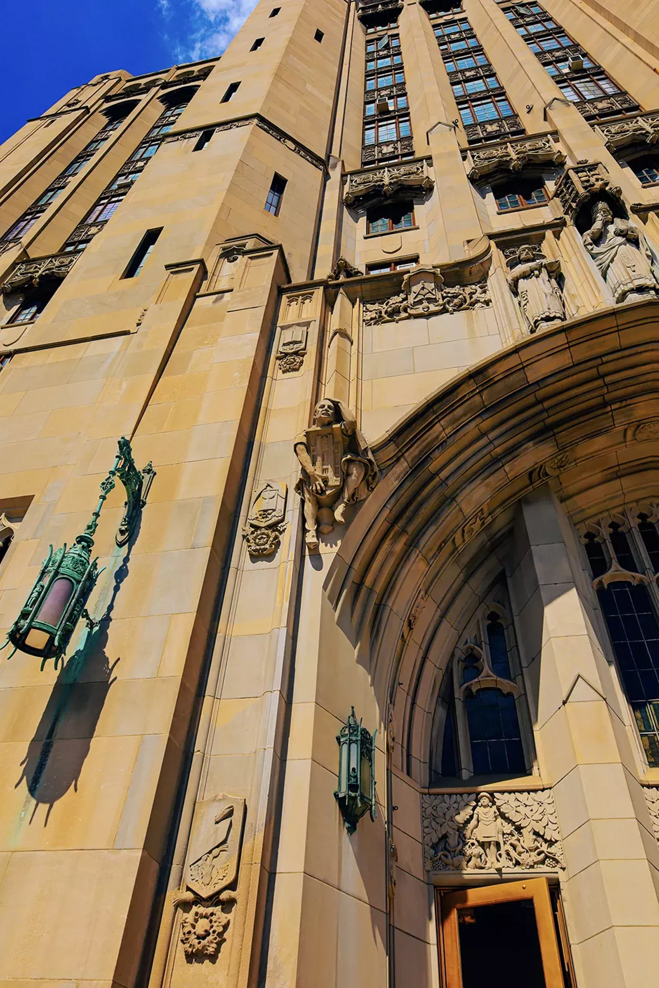 Image: A tour inside Detroit’s Masonic Temple, the largest in the world